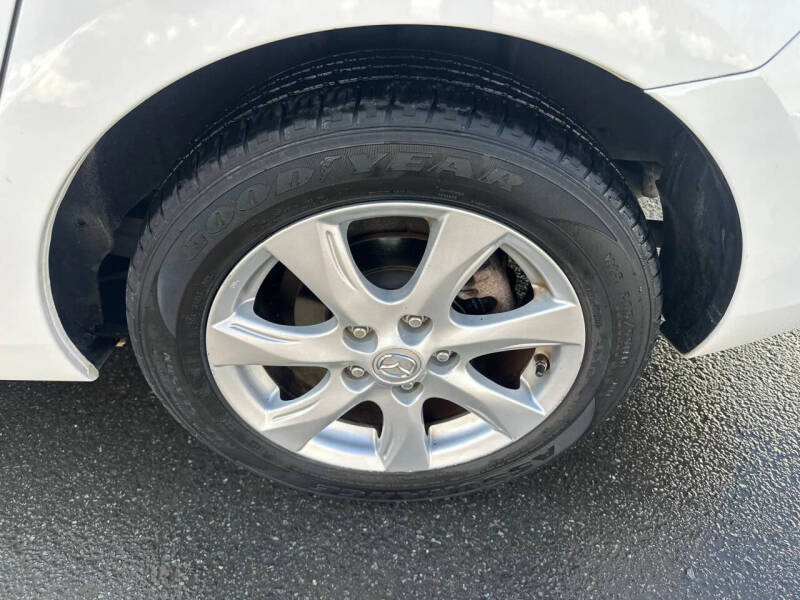 2011 Mazda MAZDA3 i Touring