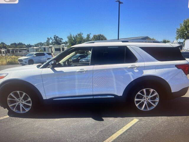 2021 Ford Explorer Platinum