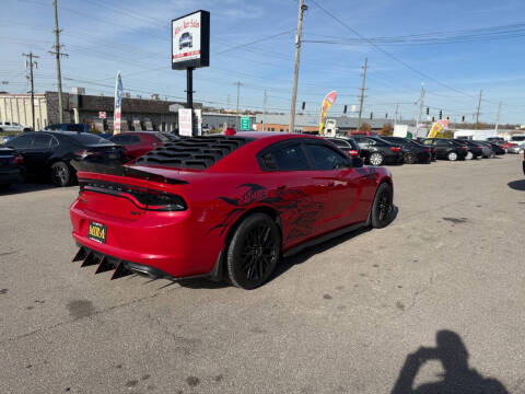 2016 Dodge Charger SXT