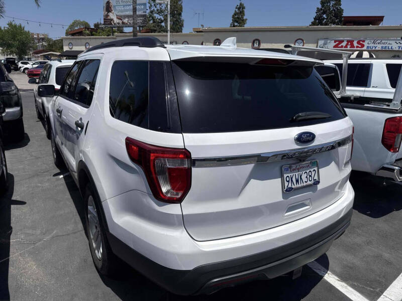 2016 Ford Explorer