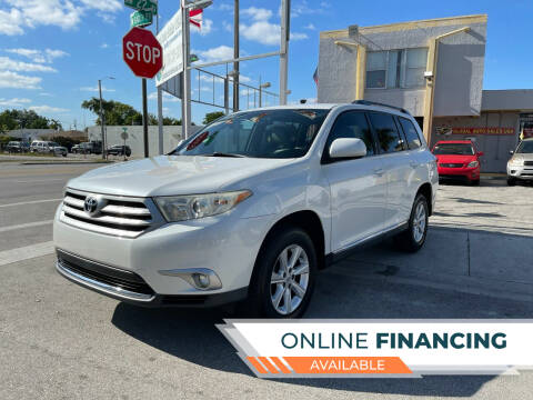 2011 Toyota Highlander for sale at Global Auto Sales USA in Miami FL