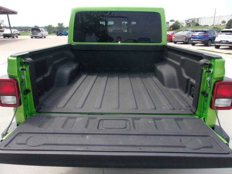 2025 Jeep Gladiator High Tide