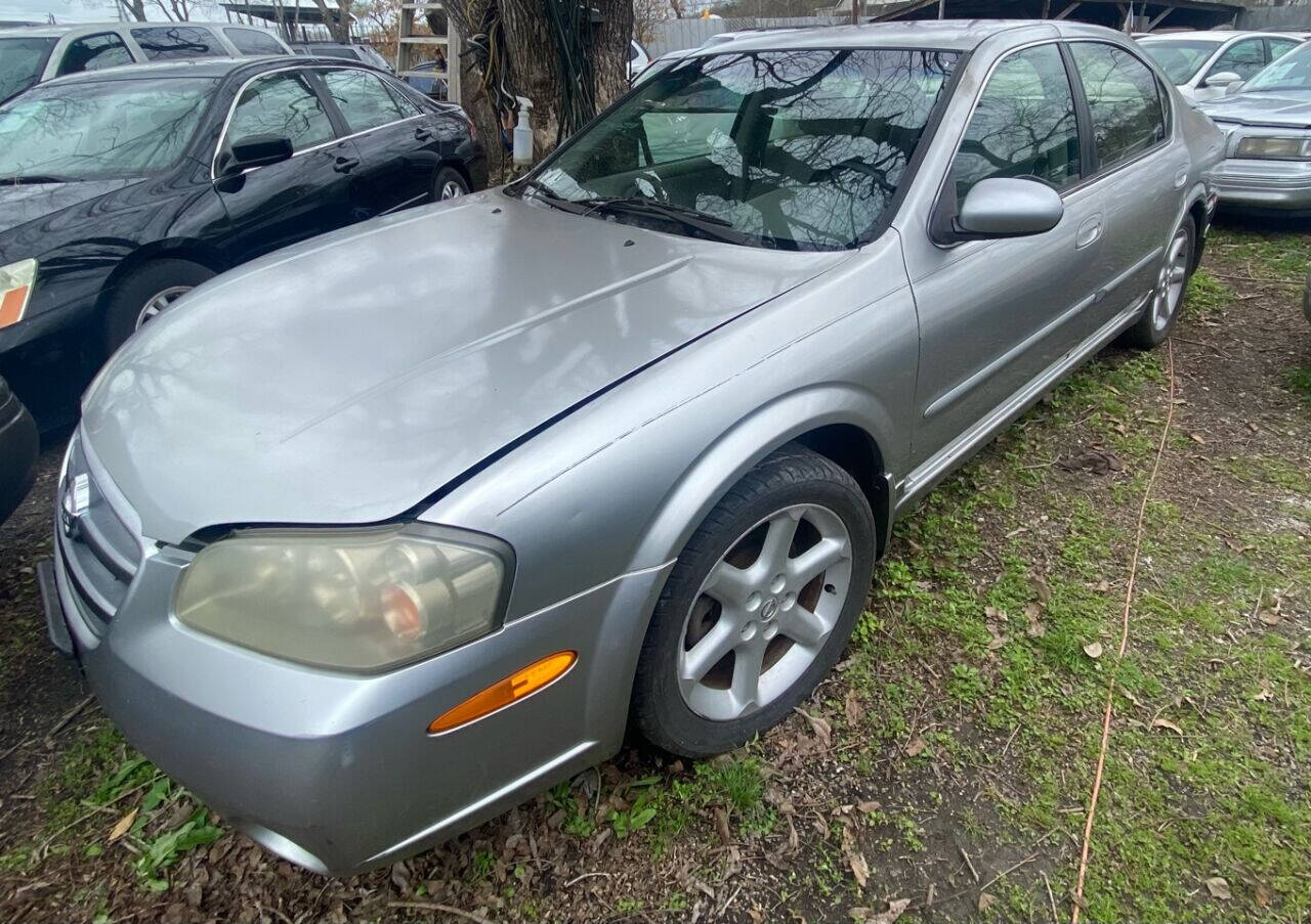 2003 nissan maximas for sale