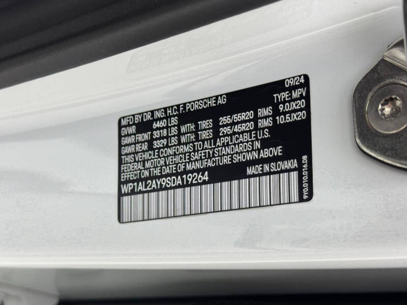 2025 Porsche Cayenne S