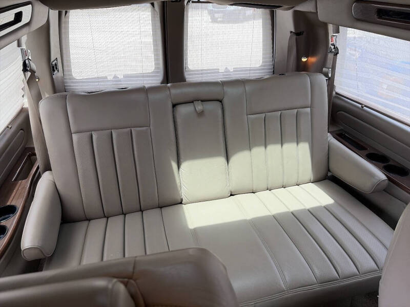 2014 GMC Savana