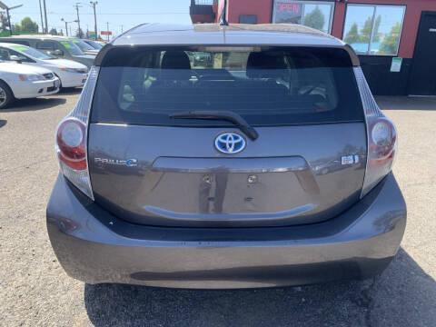2014 Toyota Prius c Four