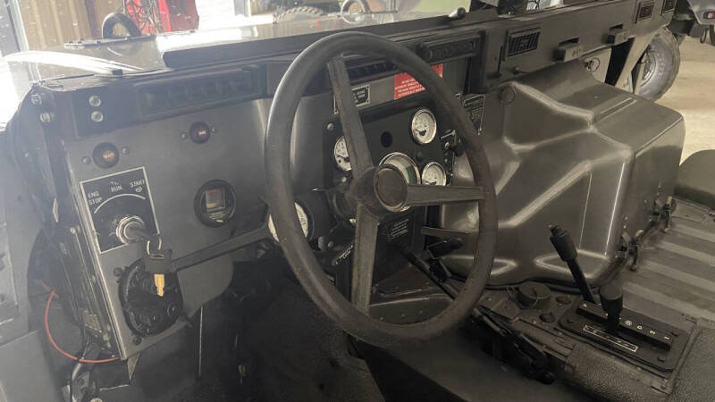 2005 AM General HMMWV