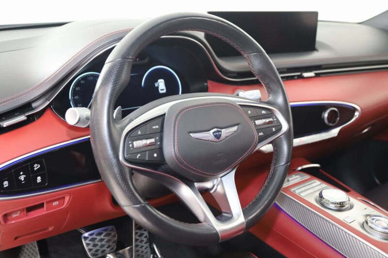 2023 Genesis GV70 2.5T Standard