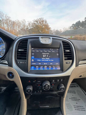 2012 Chrysler 300 Limited