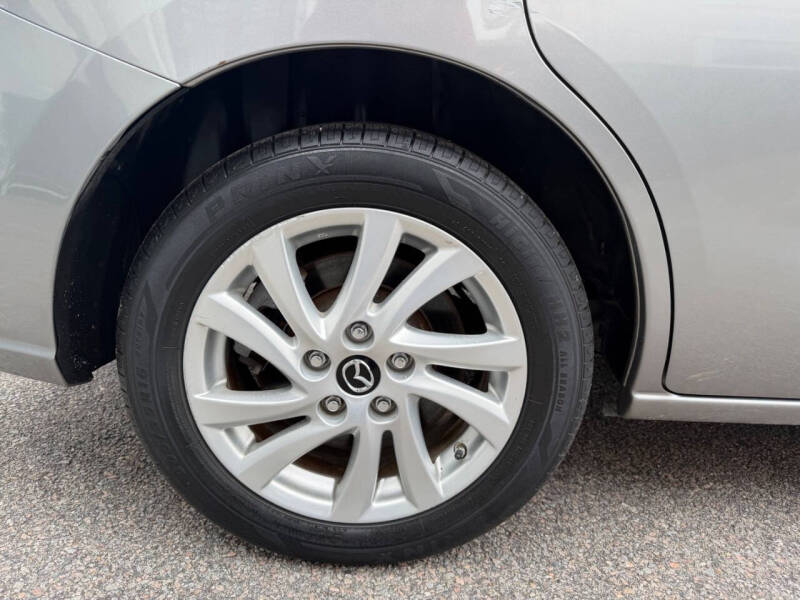 2015 Mazda MAZDA5 Sport