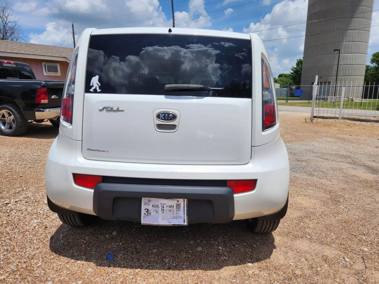 2010 Kia Soul for sale at AUTHE VENTURES AUTO in Red Oak, TX