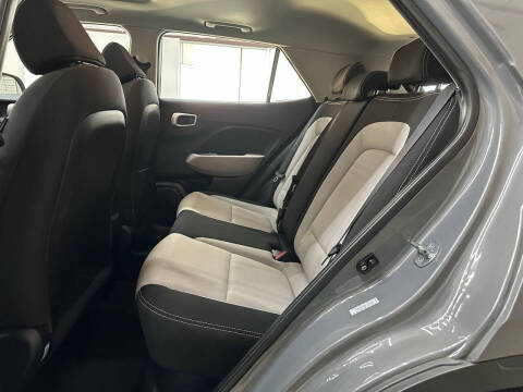 2022 Hyundai Venue SEL