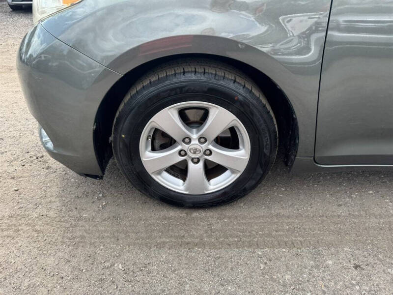 2013 Toyota Sienna