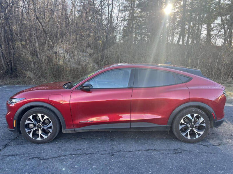 2024 Ford Mustang Mach-E Select