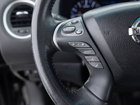 2013 Nissan Pathfinder Platinum