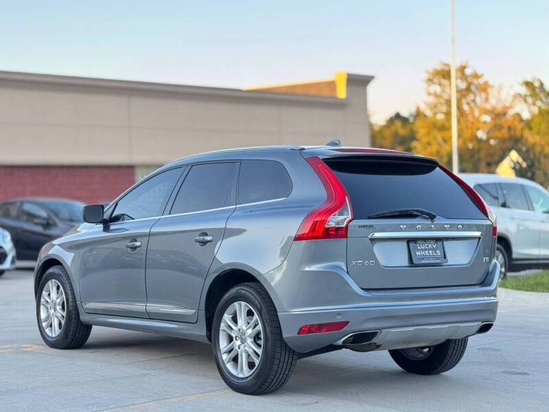 2016 Volvo XC60 T5 Drive-E Premier