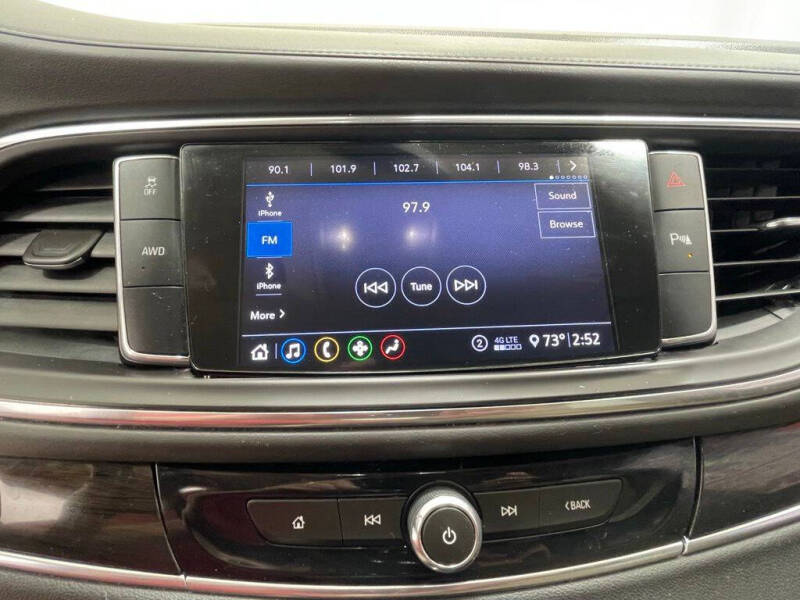 2020 Buick Enclave Essence