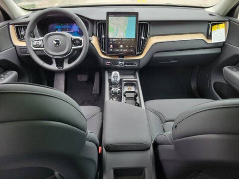 2026 Volvo XC60 B5 Core