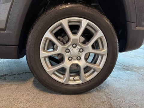 2023 Jeep Compass Latitude Lux