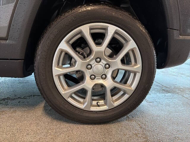 2023 Jeep Compass Latitude Lux