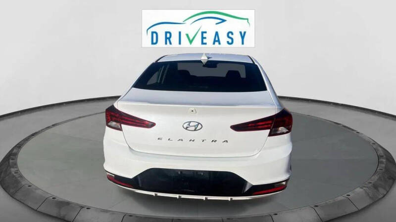 2020 Hyundai Elantra