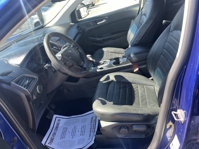Image 7 of 2015 Ford Edge SE