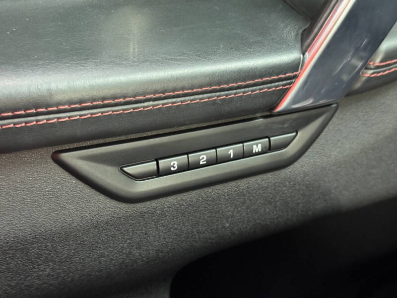 2021 Land Rover Discovery Sport P250 SE R-Dynamic