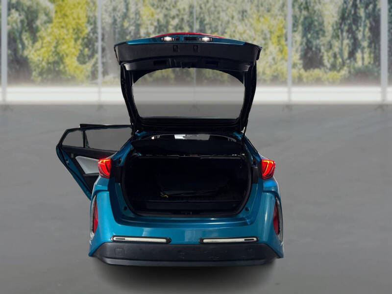 2017 Toyota Prius Prime Plus