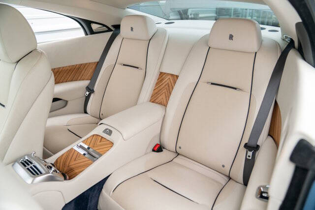 2015 Rolls-Royce Wraith 33