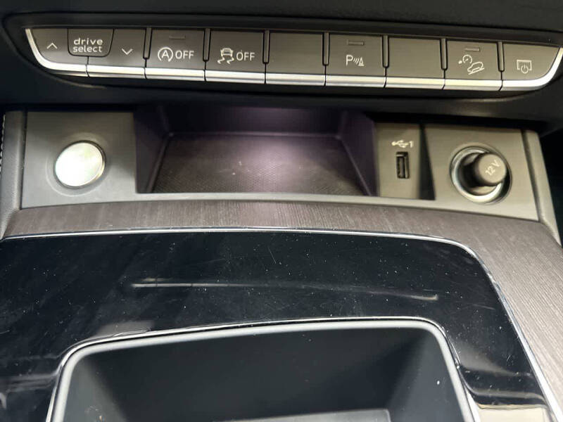 2022 Audi Q5 quattro S line Prem Plus 45 TFSI