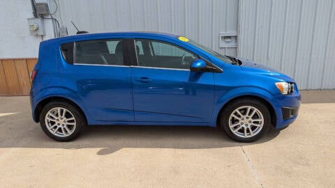 2016 Chevrolet Sonic LT Auto