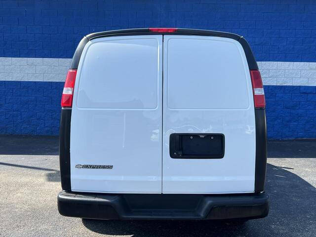 2020 Chevrolet Express 2500