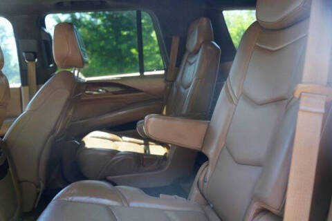 2017 Cadillac Escalade Platinum