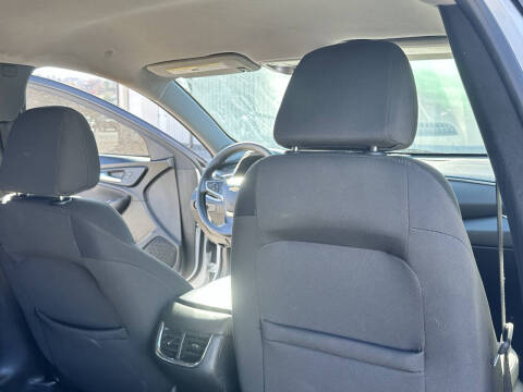 2017 Chevrolet Malibu LT