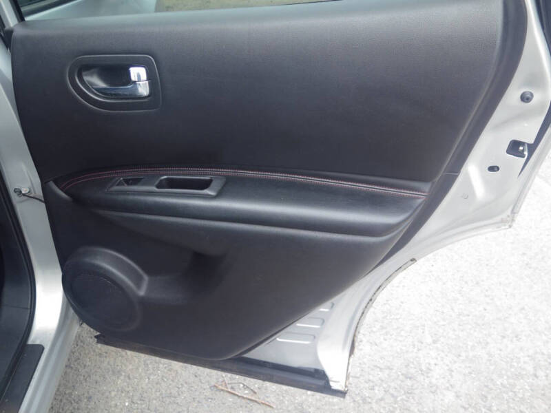 2012 Nissan Rogue SV w/SL Package