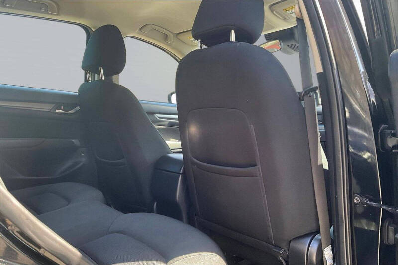 2017 Mazda CX-5 Sport