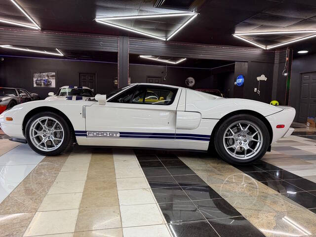 2005 Ford GT