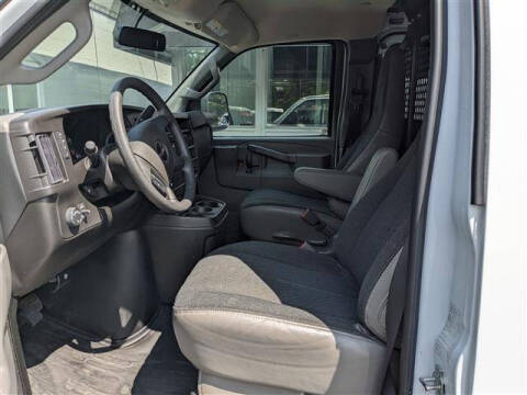 2024 GMC Savana 2500