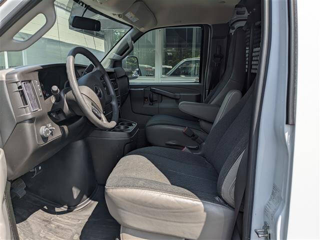 2024 GMC Savana 2500