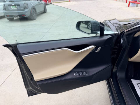 2013 Tesla Model S Performance