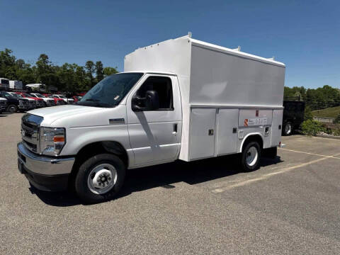 2027 Ford E-Series