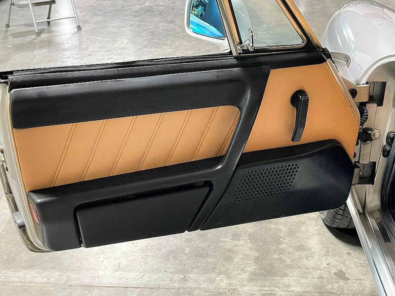 1991 Alfa Romeo Spider Veloce