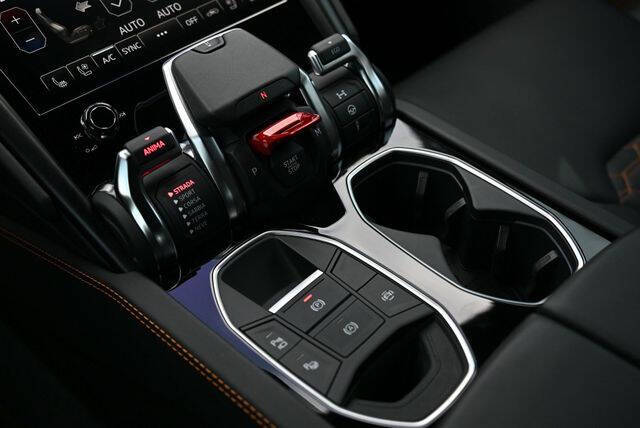 2023 Lamborghini Urus S