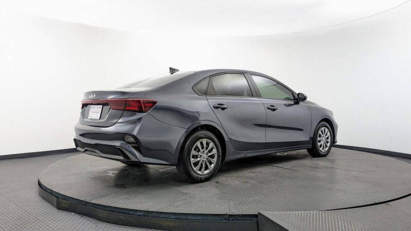 2024 Kia Forte LX