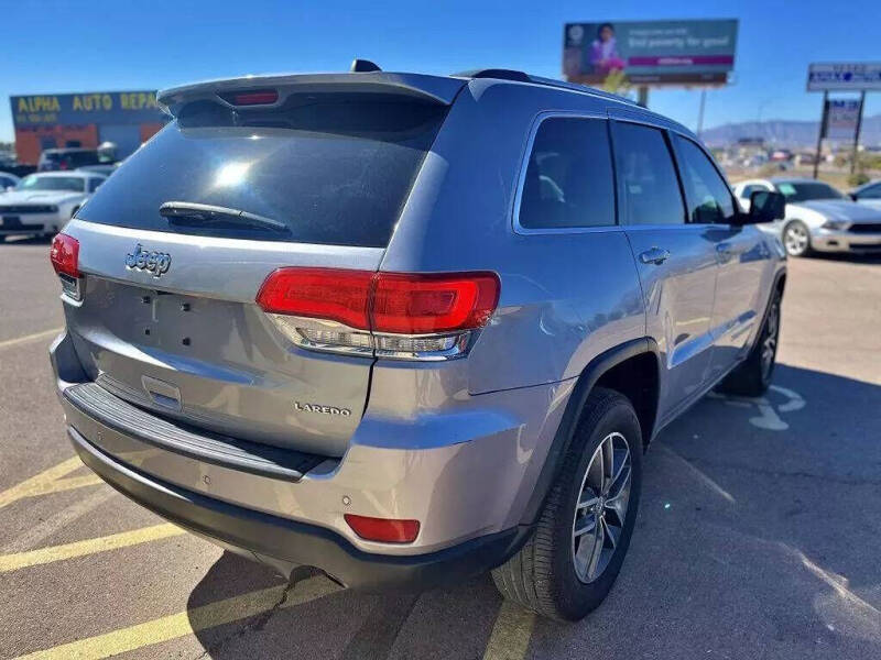 2018 Jeep Grand Cherokee Laredo