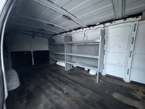 2019 Chevrolet Express 2500