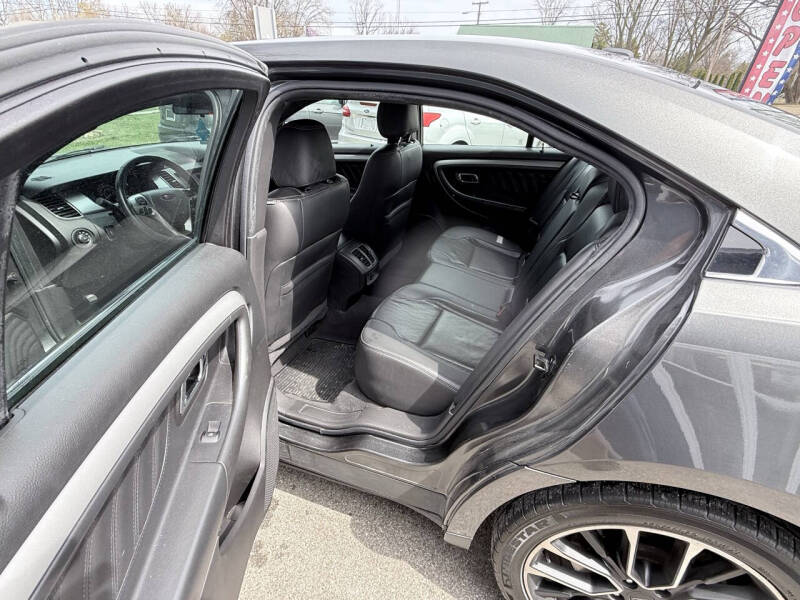 2019 Ford Taurus SEL