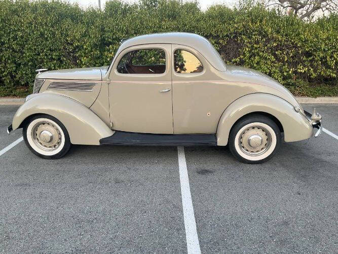 1937 Ford Standard