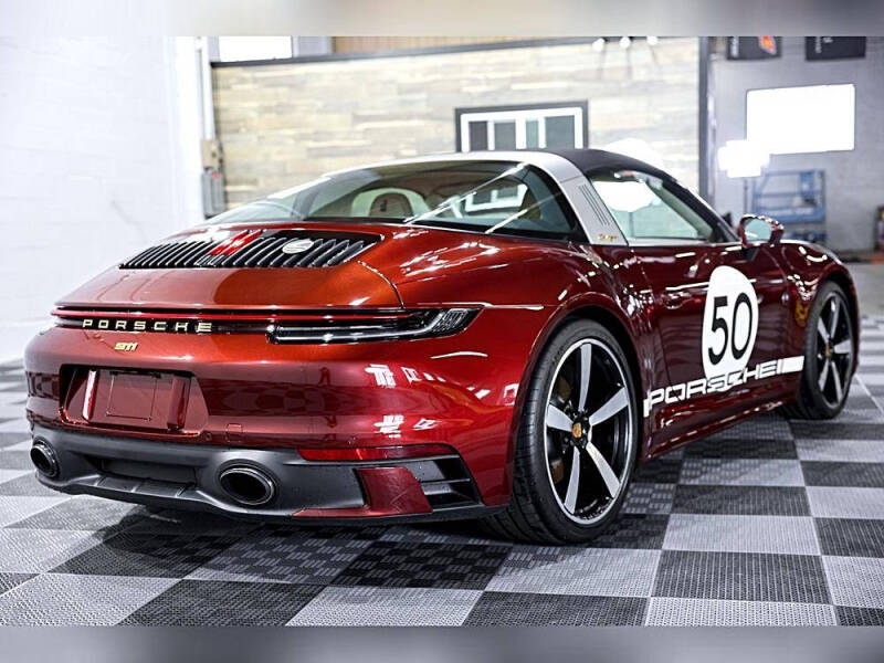 2021 Porsche 911 Targa 4S Heritage Design Edition