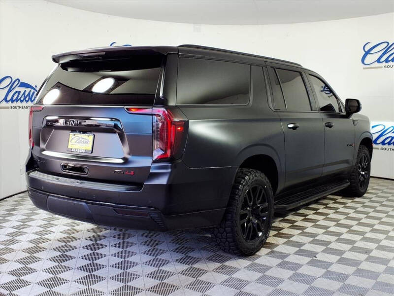 2021 GMC Yukon XL AT4